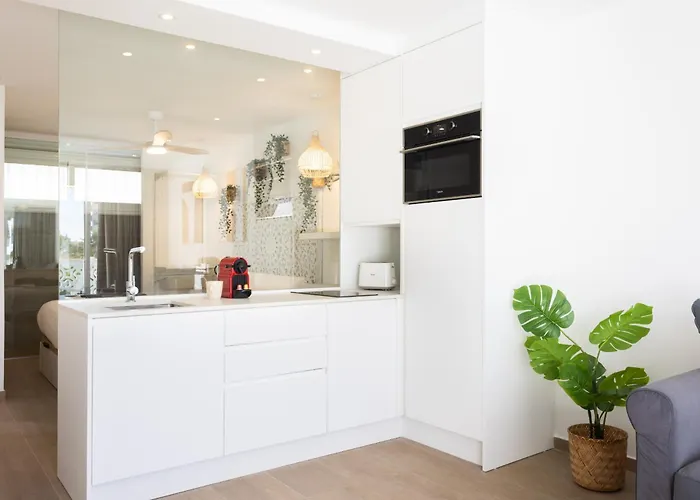 Friendly Place To Be プラヤ・デ・ラス・アメリカス