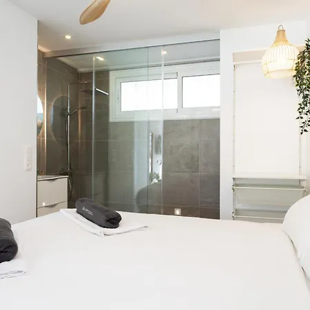 Friendly Place To Be 플라야데라스아메리카스